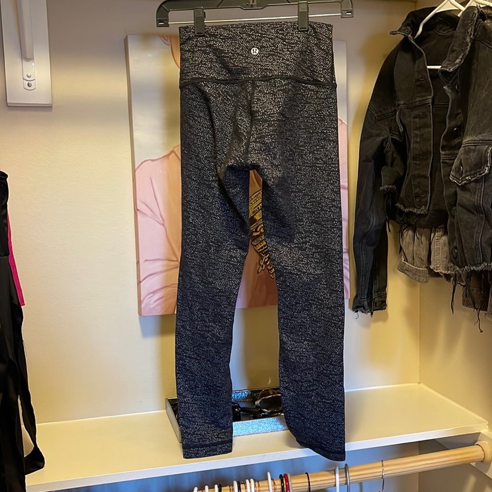 Lulu lemon leggings size 4